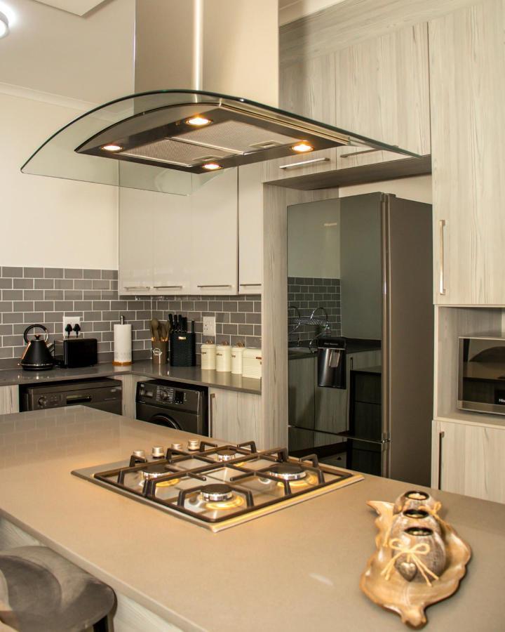 Fumo House Lifestyle Apartments Мидранд Екстериор снимка