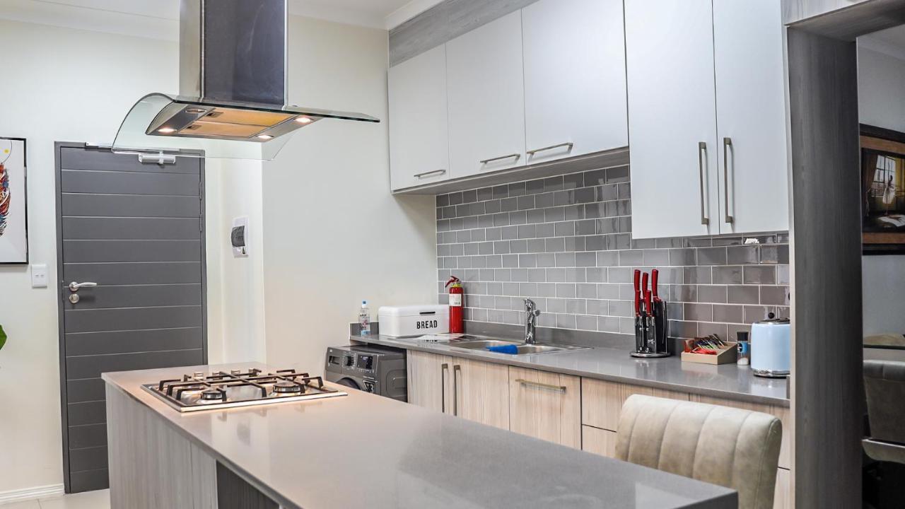 Fumo House Lifestyle Apartments Мидранд Екстериор снимка